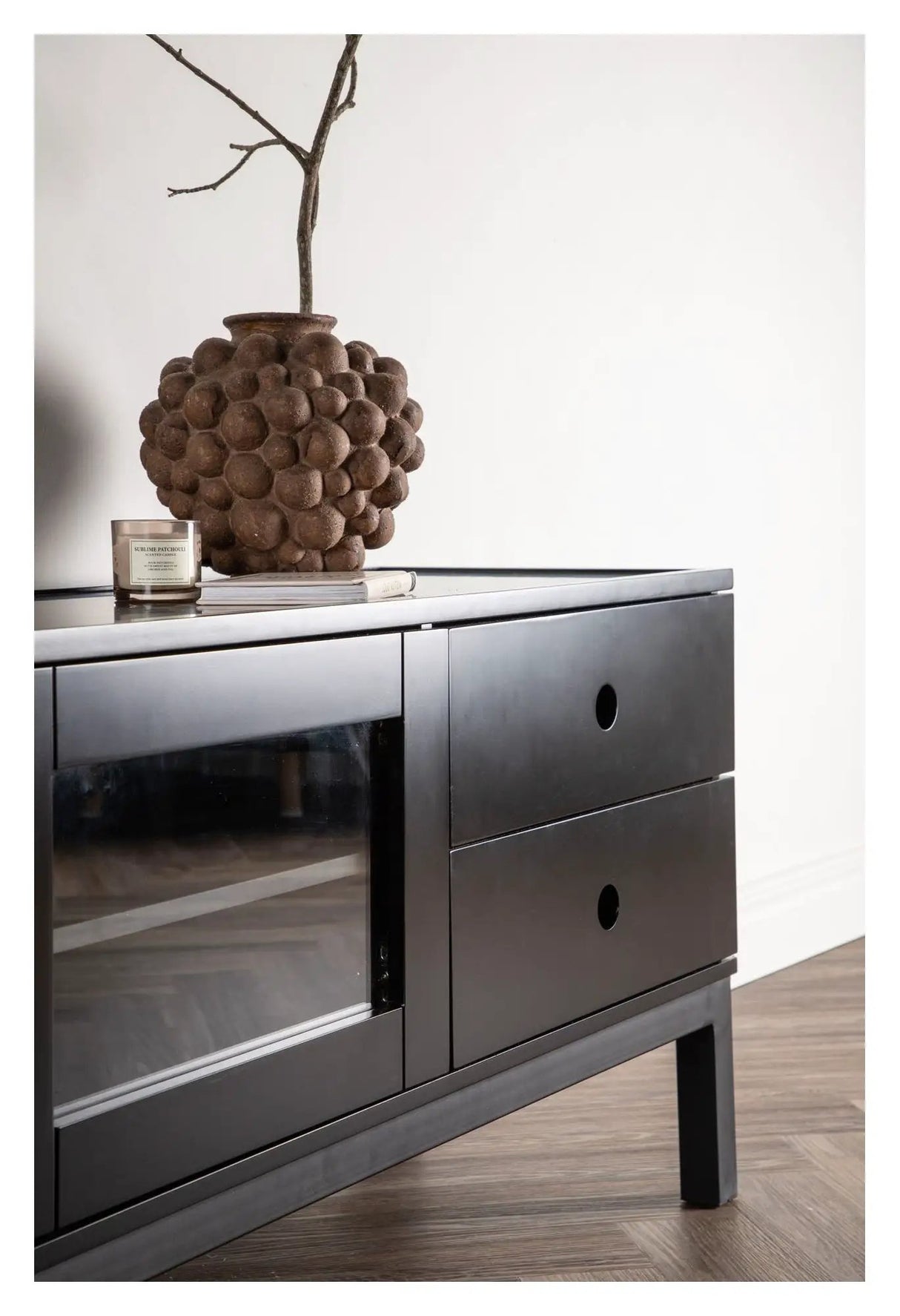 Alcoa Skænk - Sort - UNOLIVING.COM