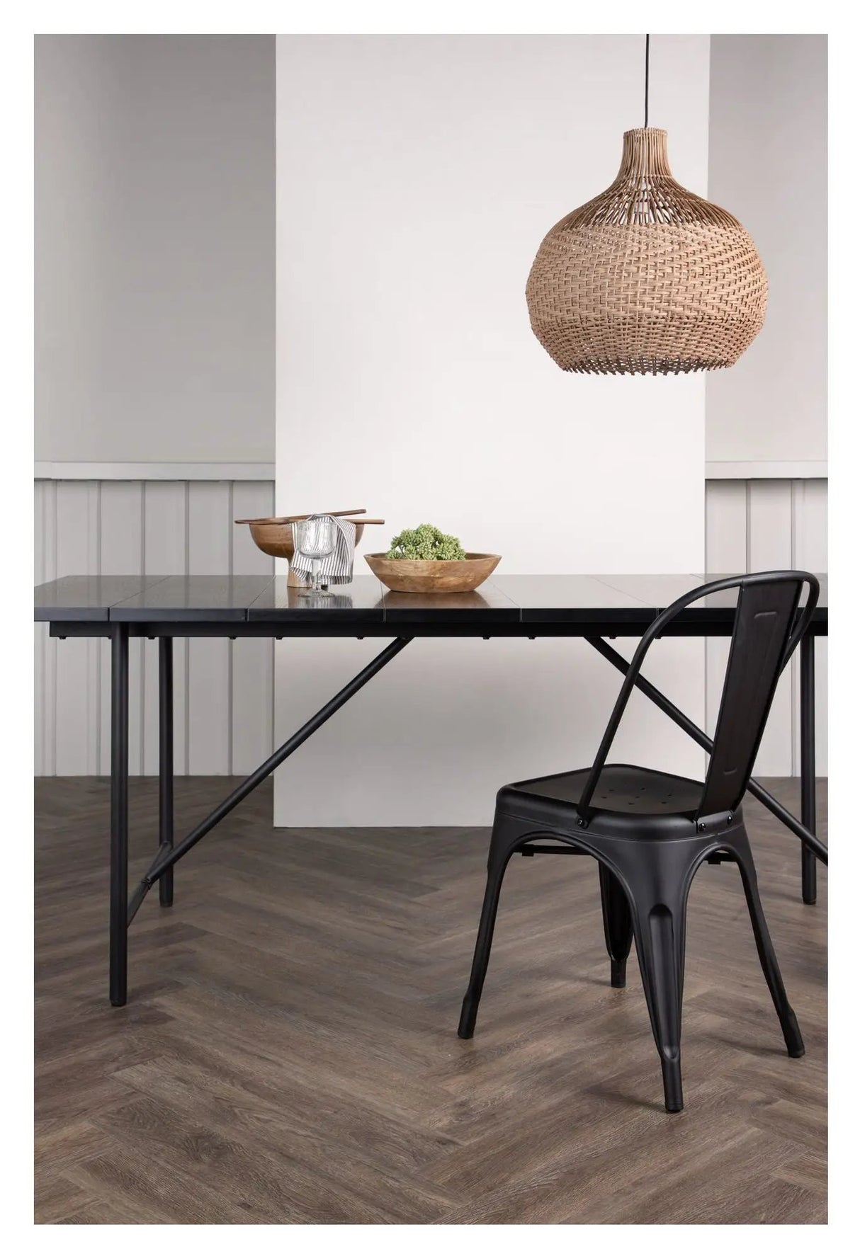 Astrid Spisebord, 200x75, Mat sort MDF m. finér - UNOLIVING.COM