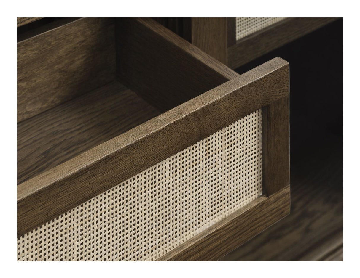 Barrali Glasskab, Røget eg, H:160