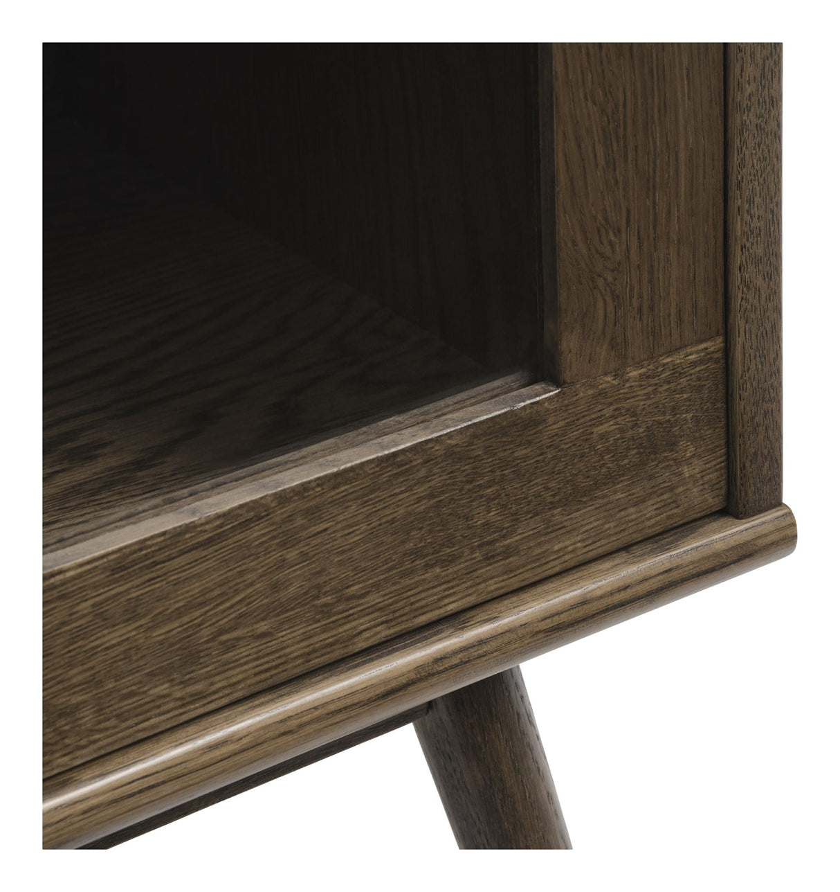 Barrali Glasskab, Røget eg, H:160