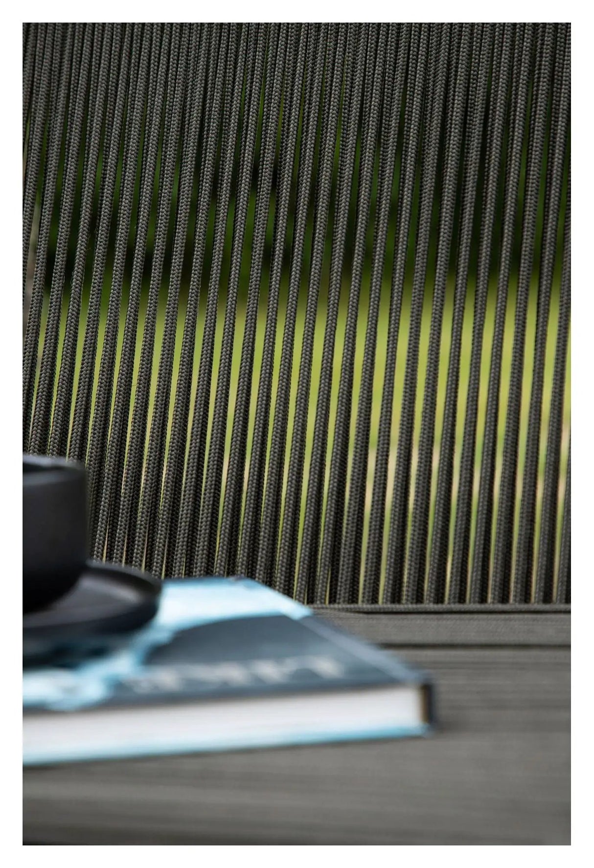 Bois Havestol, Sort / Mørkegrå Reb - UNOLIVING.COM
