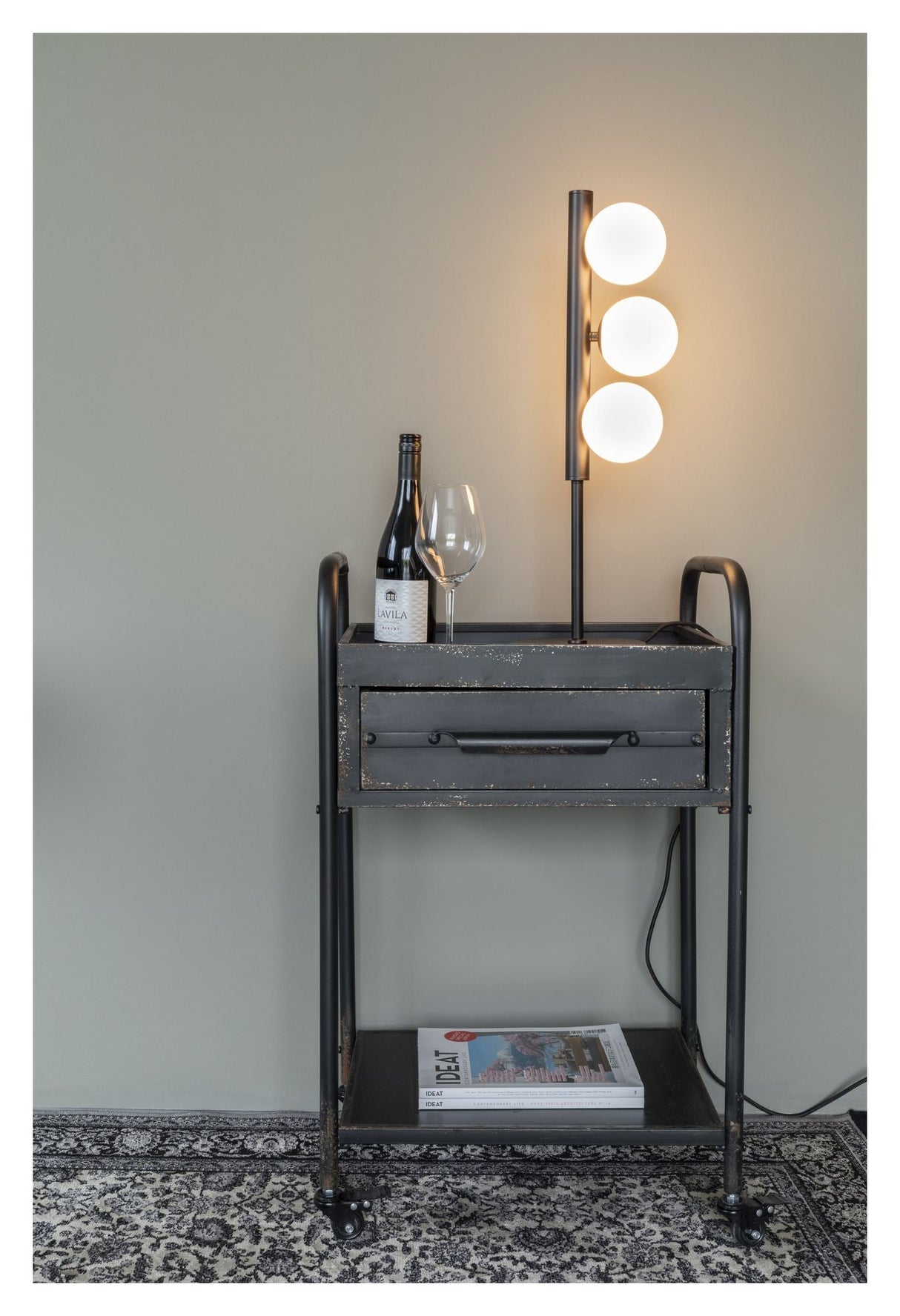 Clinton Bordlampe, Hvid - UNOLIVING.COM