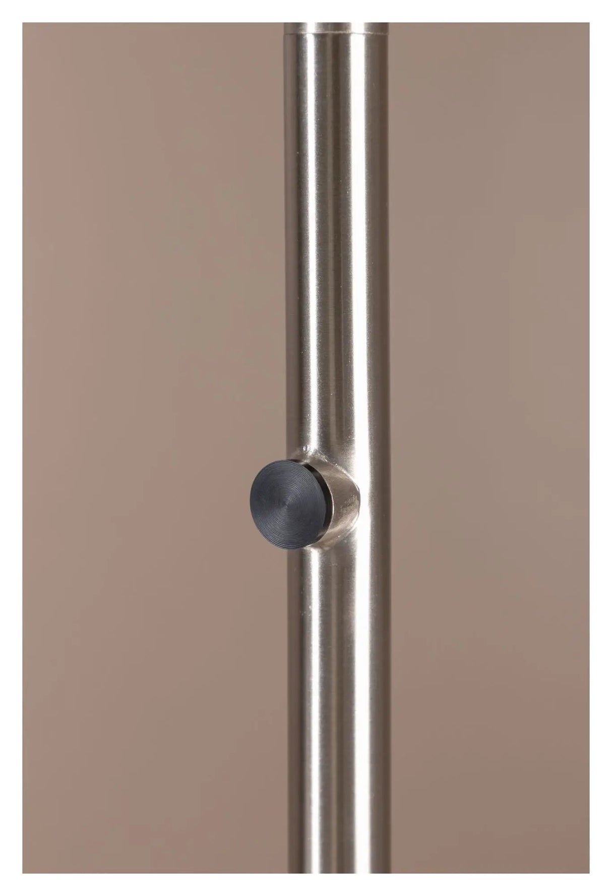 Corong Gulvlampe, Stål - UNOLIVING.COM