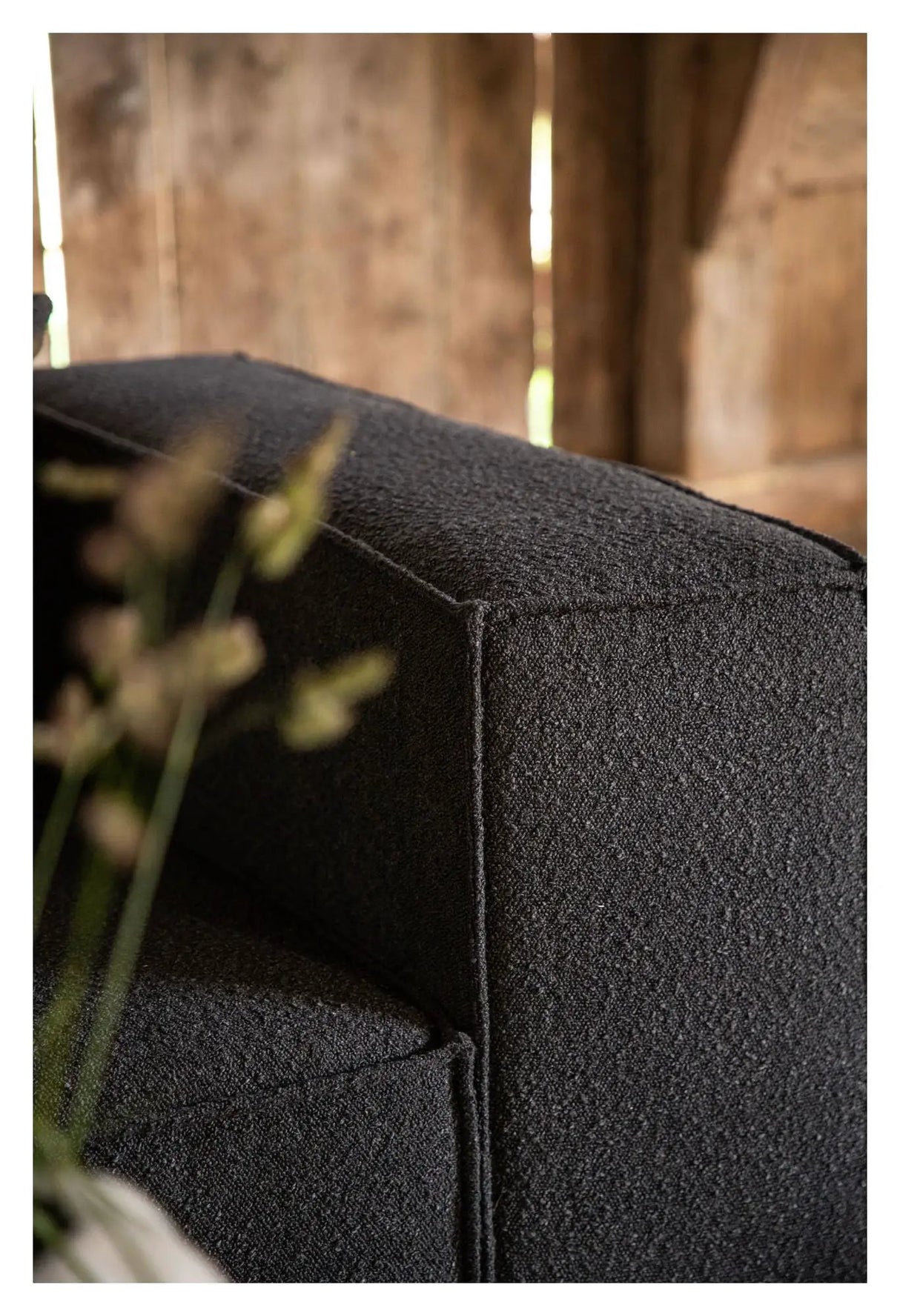 Gillholmen 3-pers sofa - Sort boucle - Unoliving.com