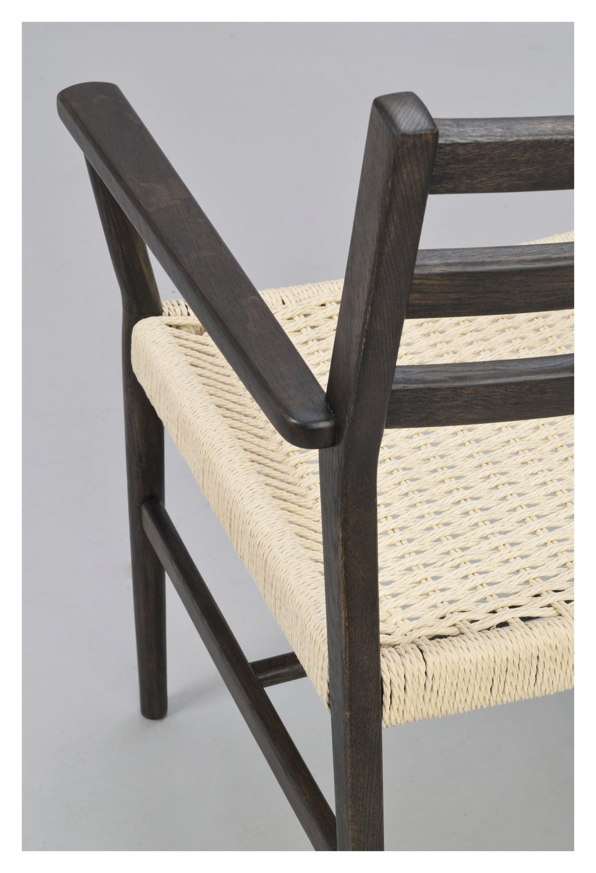 Harlan, spisebordsstol m/armlæn - brun/eg - Unoliving.com