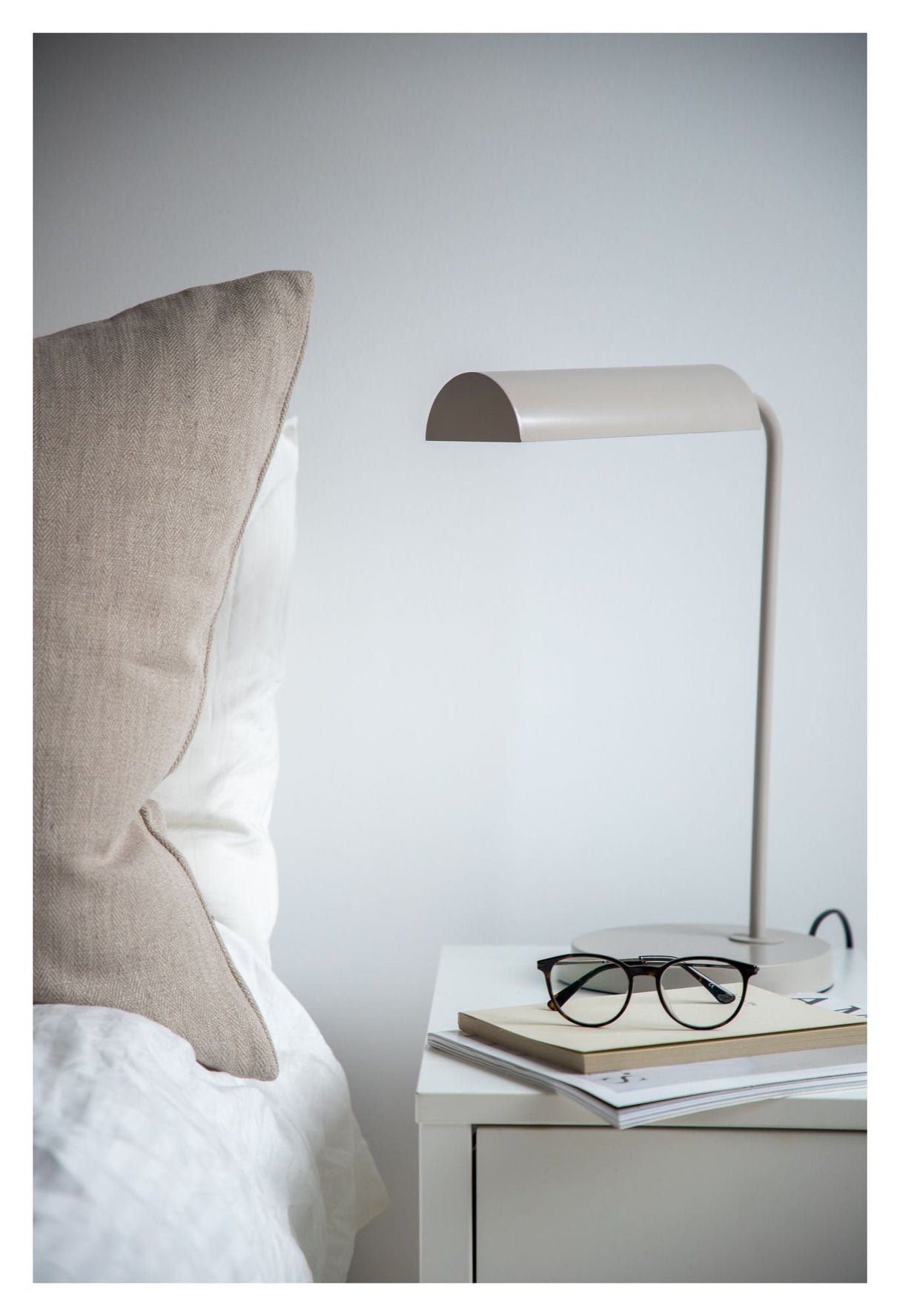 Harmonica Bordlampe, Beige - Unoliving.com