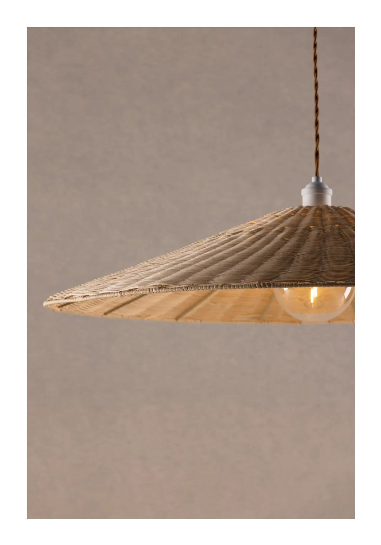 Herrestad Pendel, Rattan, Natur - Unoliving.com