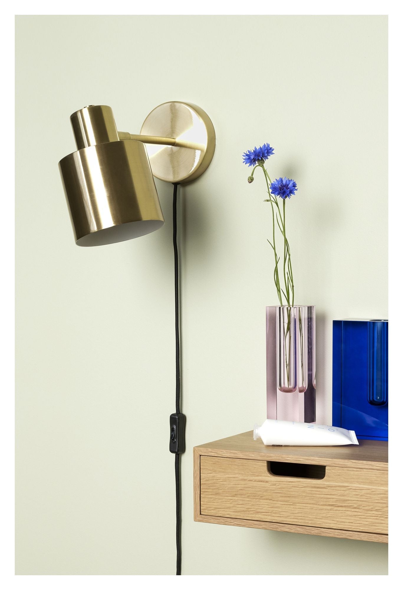 Hide Væghylde, Egefinér - Unoliving.com