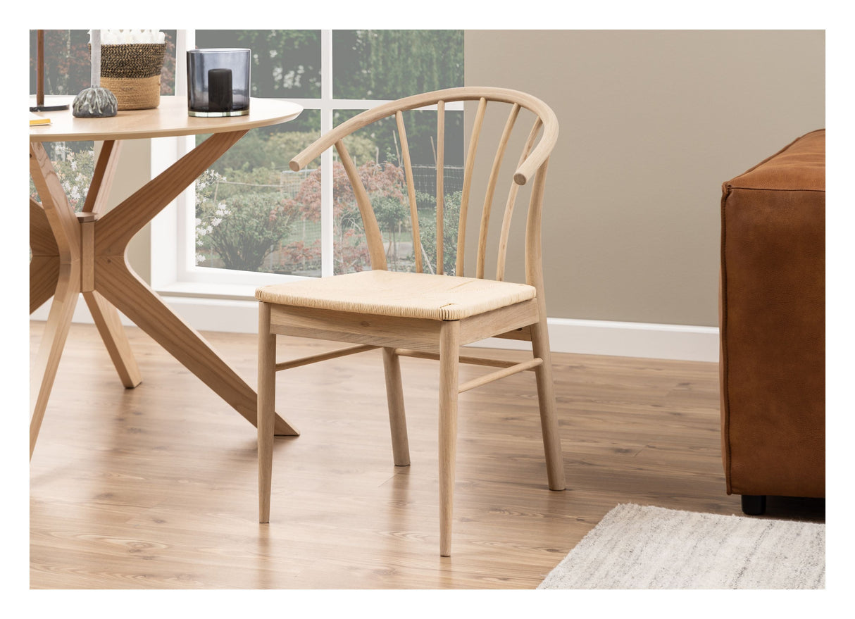 Hornbæk Spisebordsstol m. armlæn, Hvid - Unoliving.com