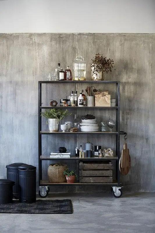 House Doctor Høj Reol m. 4 hjul Natur/Sort - Unoliving.com