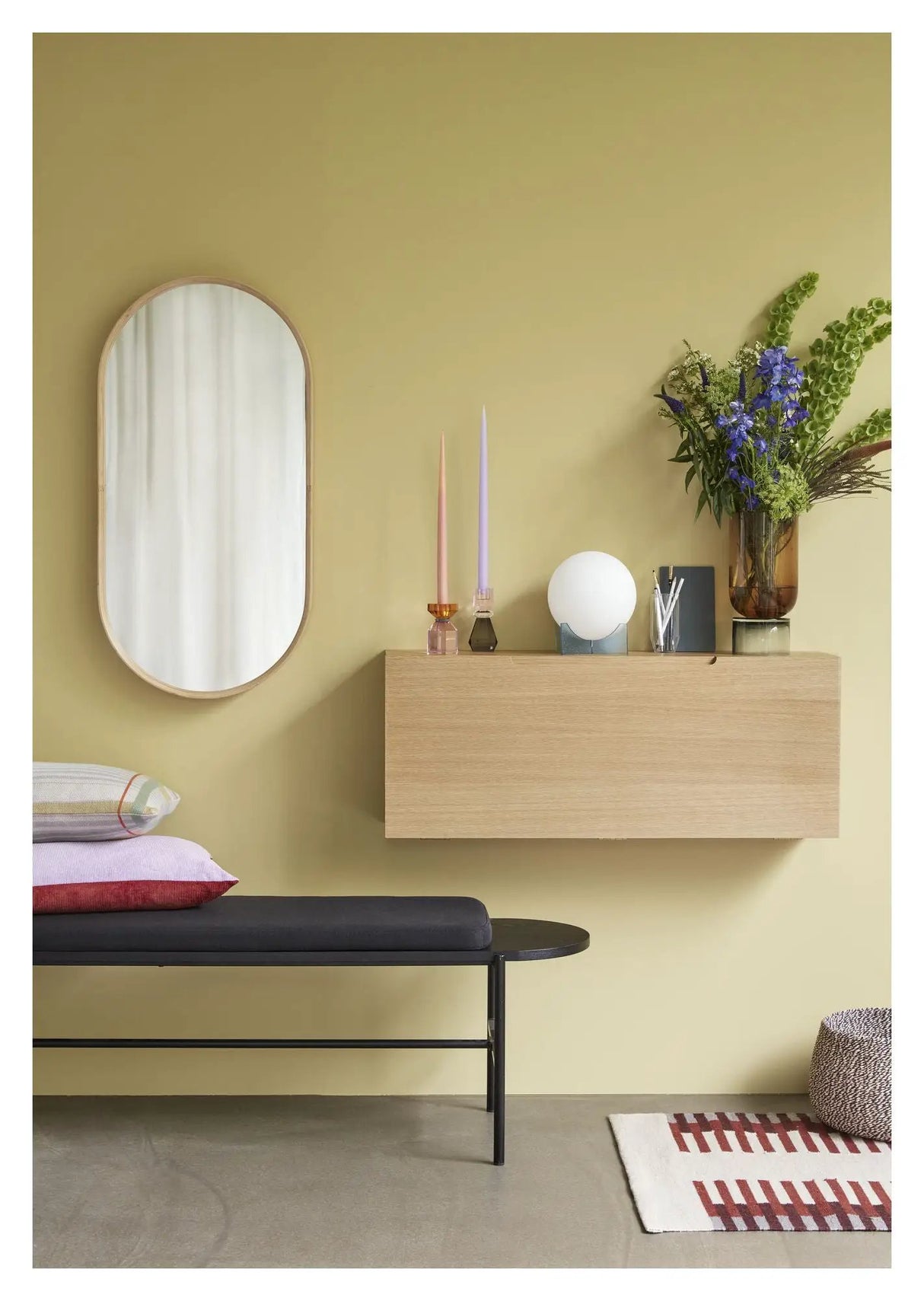 Hübsch Collect Skoskab, egetræ - Unoliving.com