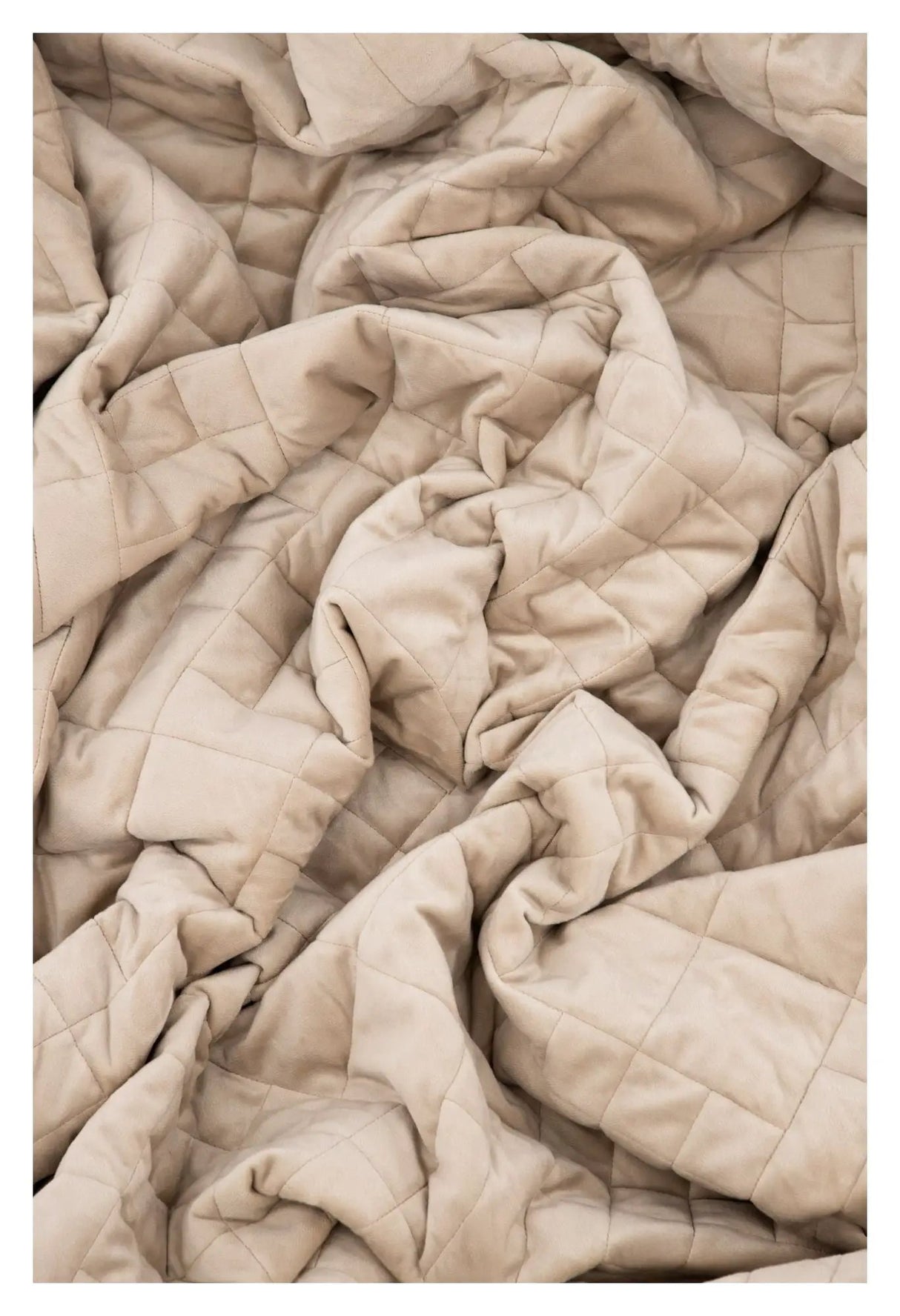 Jilly Sengetæppe 260x260 - Beige - Unoliving.com