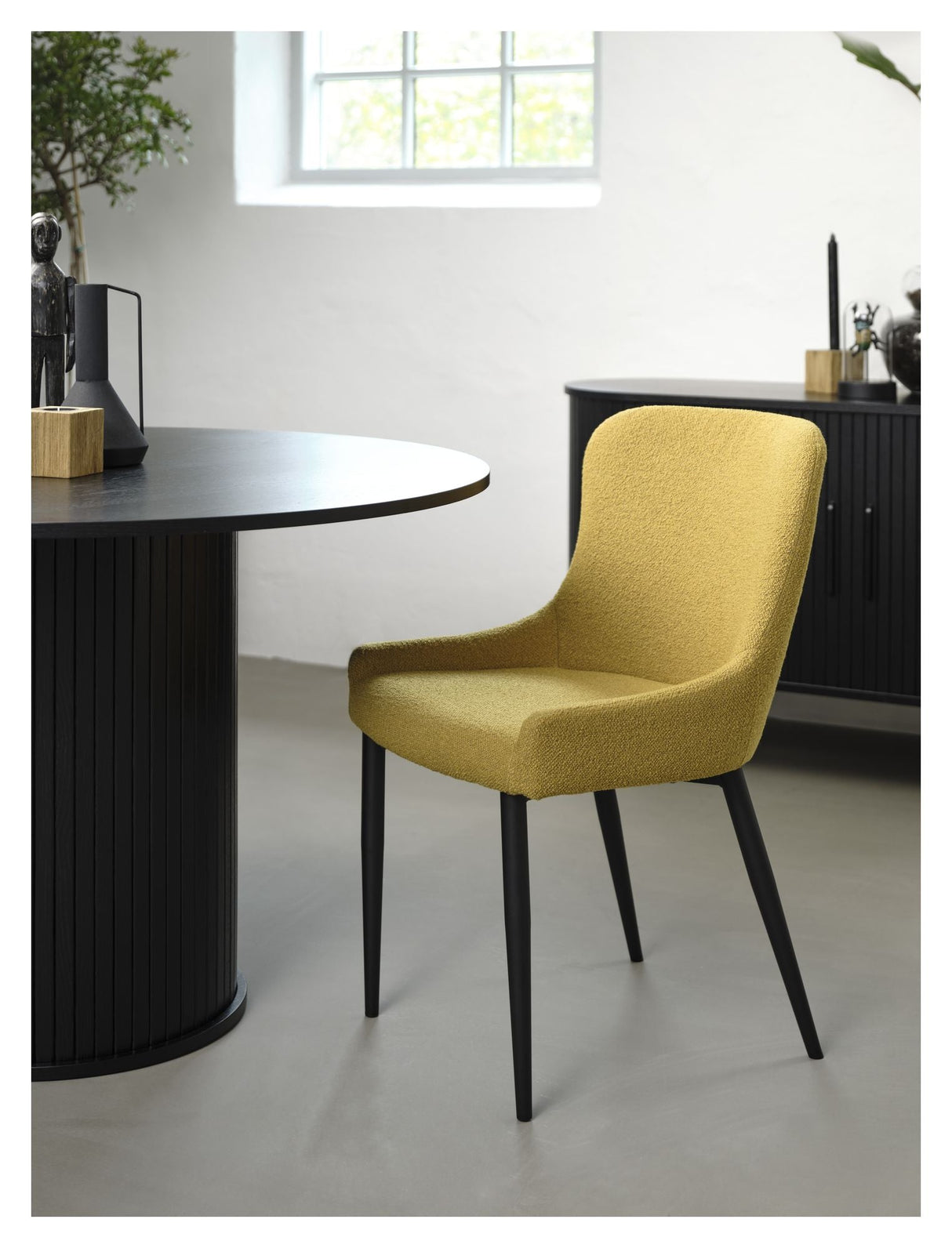 Malmö Spisebord Ø120 - Sort/eg - Unoliving.com