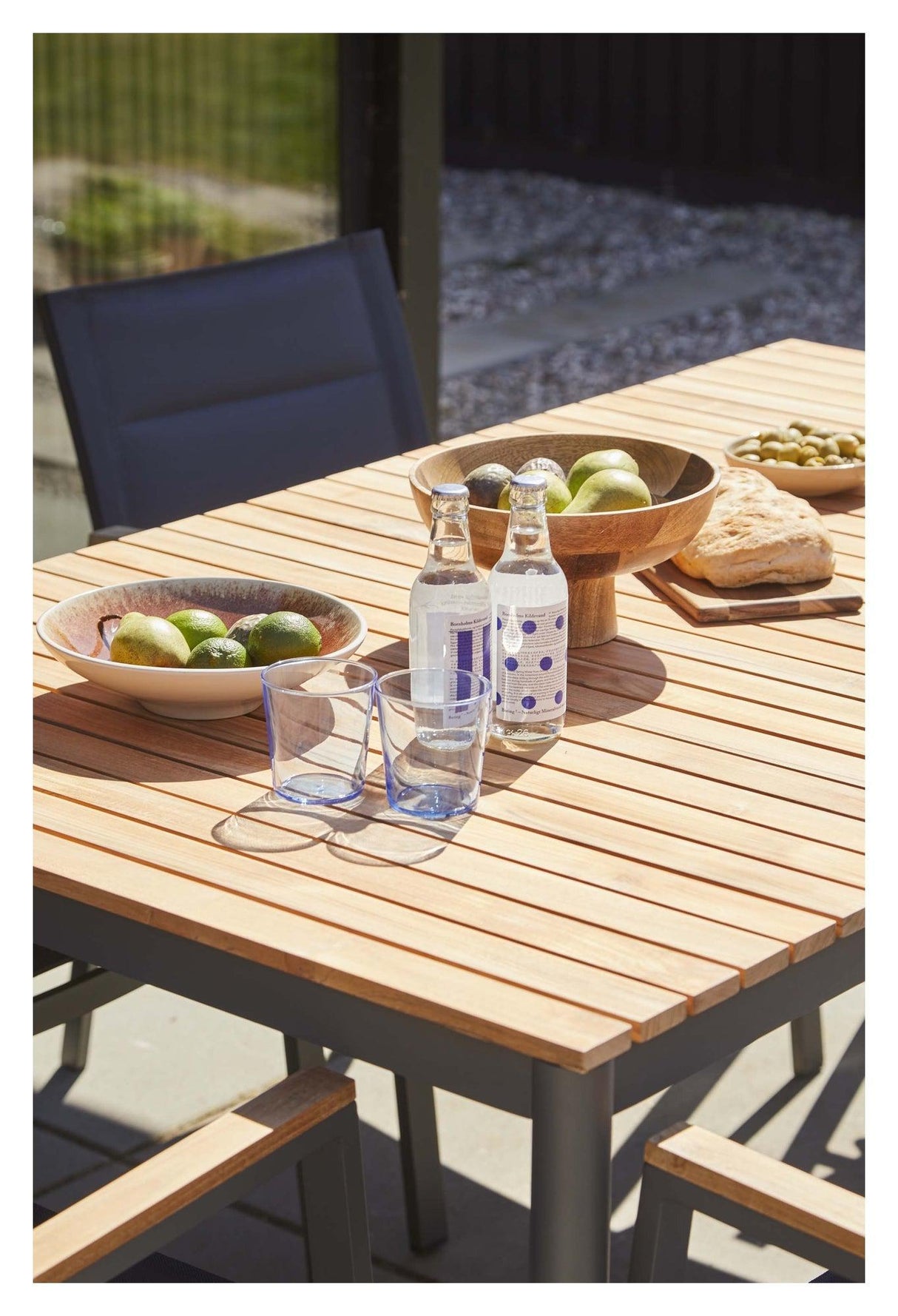 Mood havestol m/armlæn, dobbel lag,sort/eg - Unoliving.com