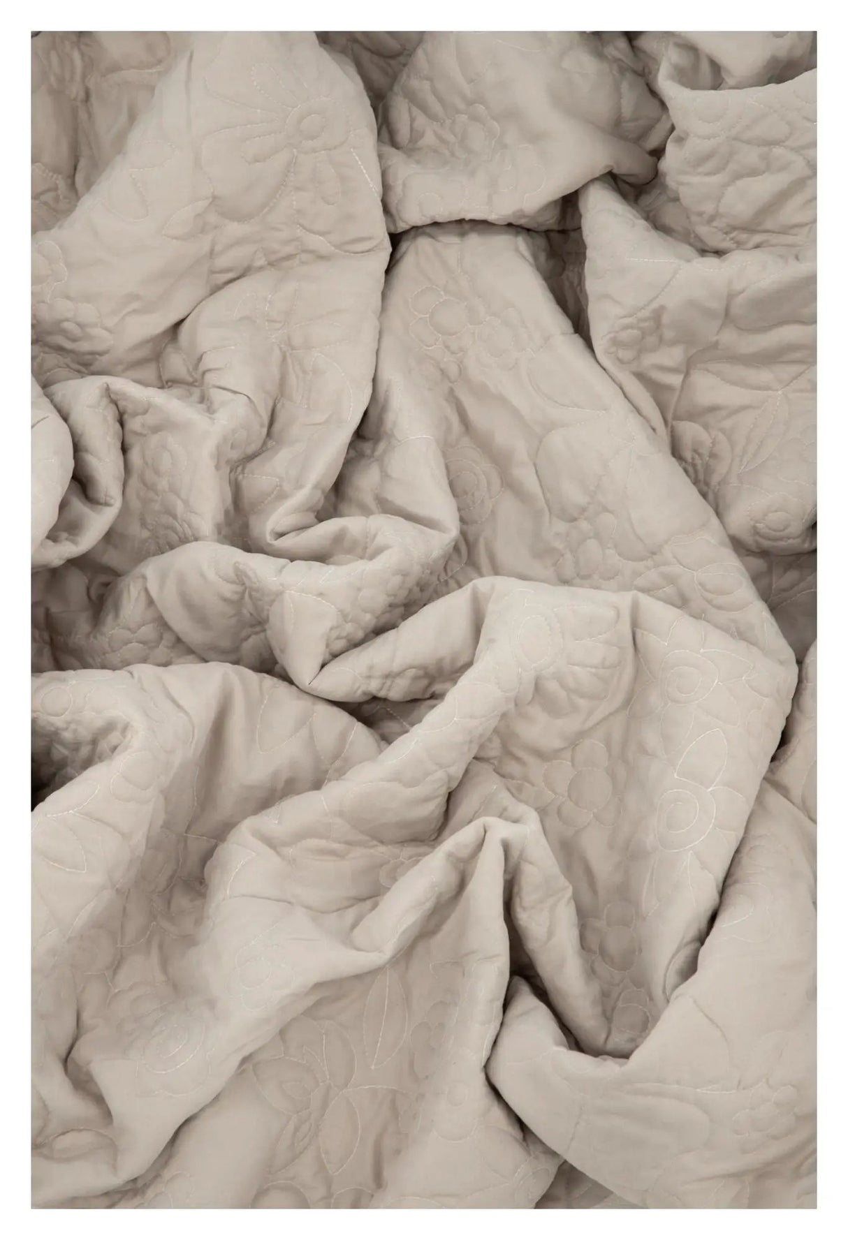 Niki Sengetæppe 150x250 - Beige - Unoliving.com