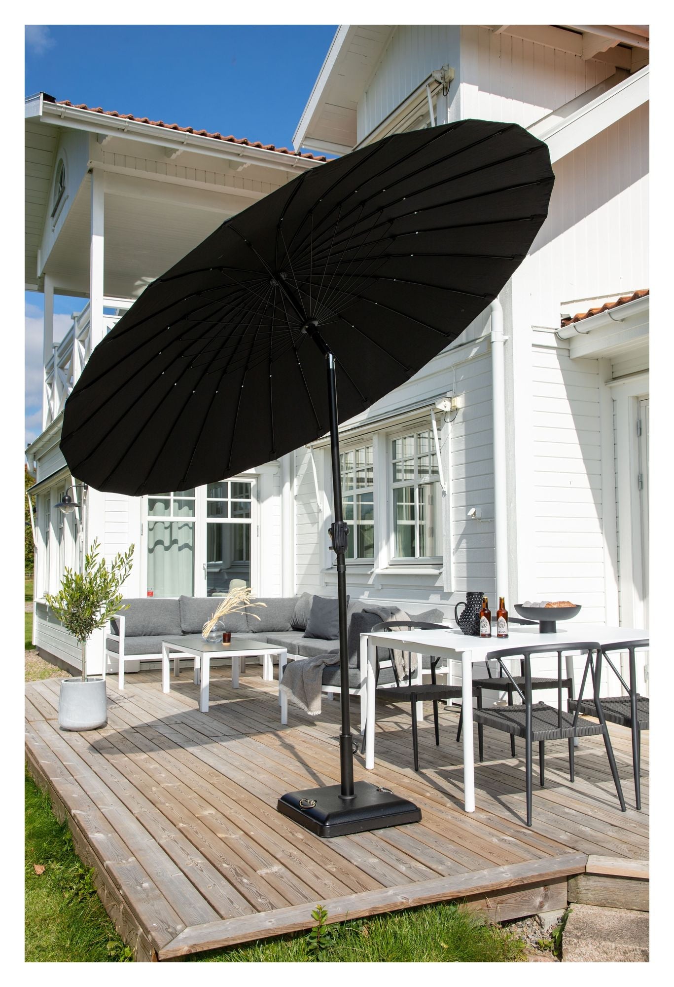 Palmetto Parasol m. tilt - Sort - Unoliving.com