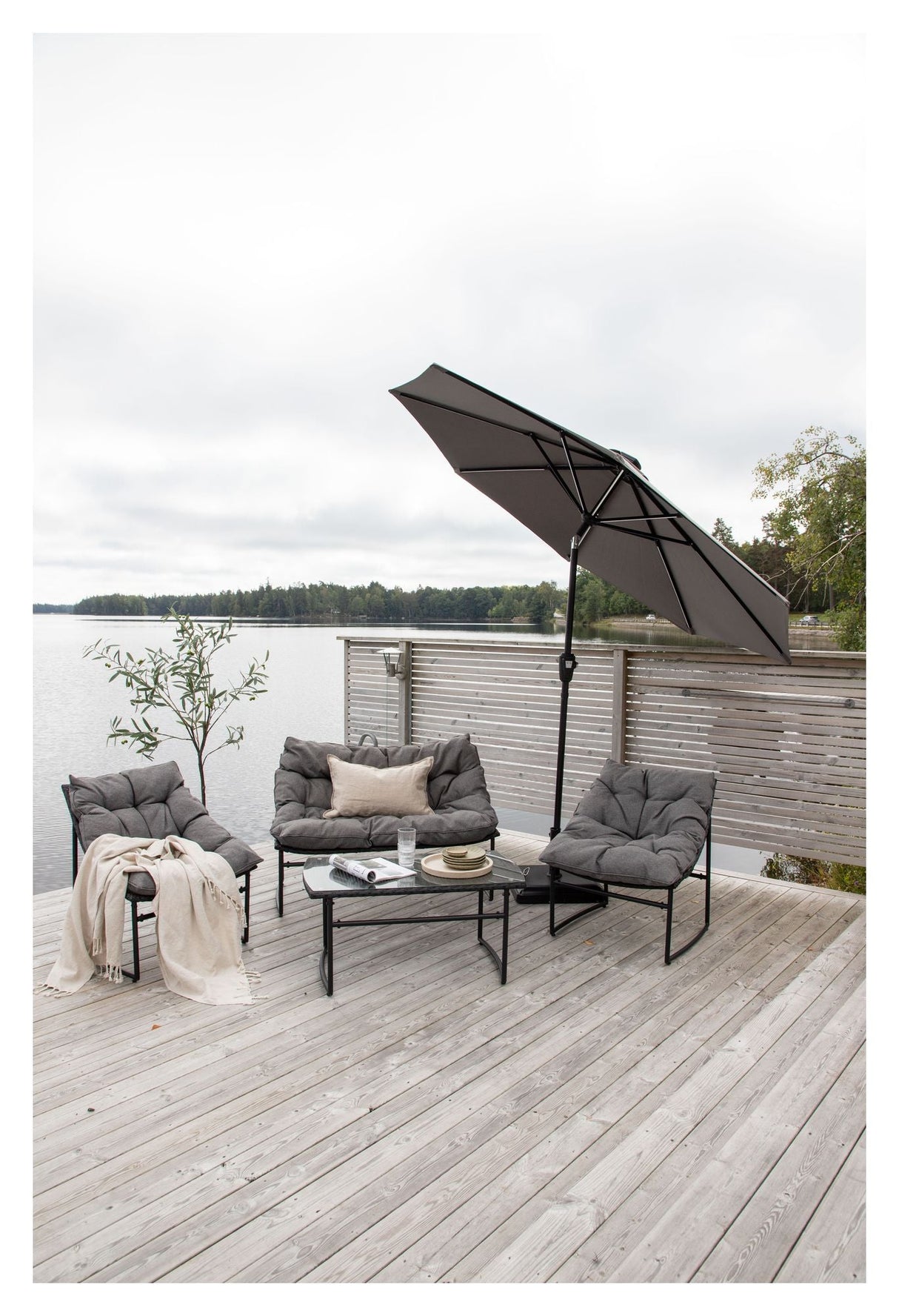 Sabal Parasol m. LED lys - Grå - Unoliving.com