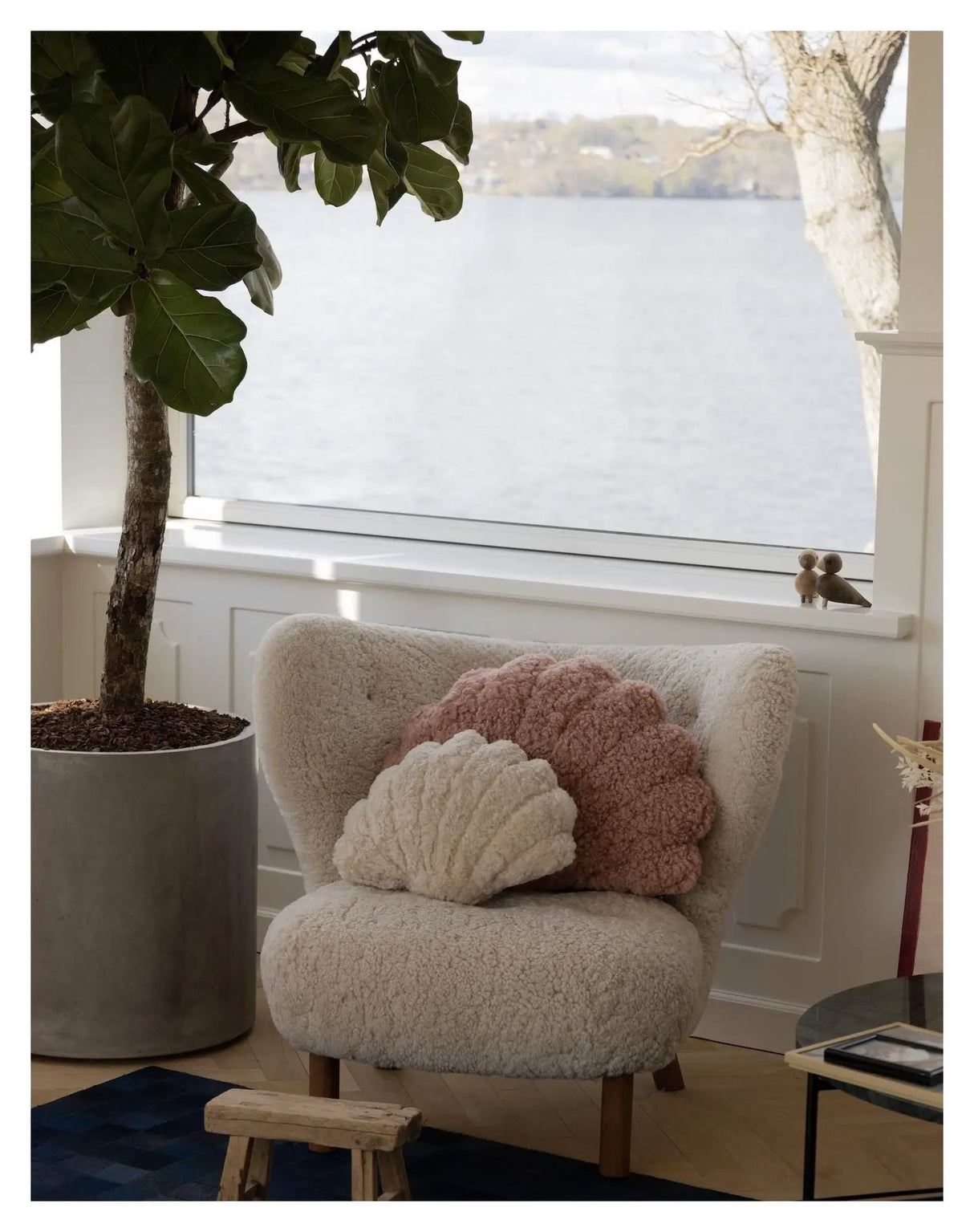 Shell Pude af NZ kort krøllet lammeskind, 75x54, Coral rose