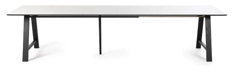 T1 Spisebord m. udtræk i sort lakeret eg- 220cm