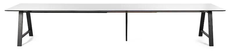 T1 Spisebord m. udtræk i sort lakeret eg- 220cm