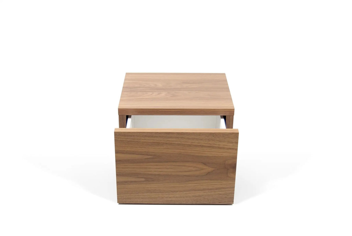 Temahome Float Sengebord - Valnød finér - Unoliving.com