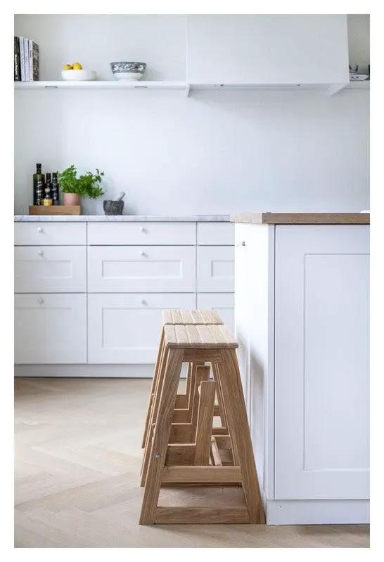 Trappestige, Teak