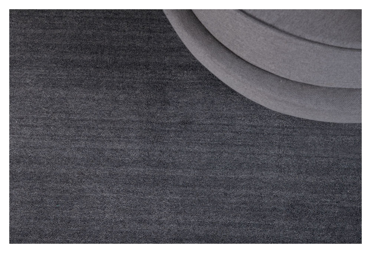 Ulla uldmix tæppe, 250x350, Mørkegrå - Unoliving.com