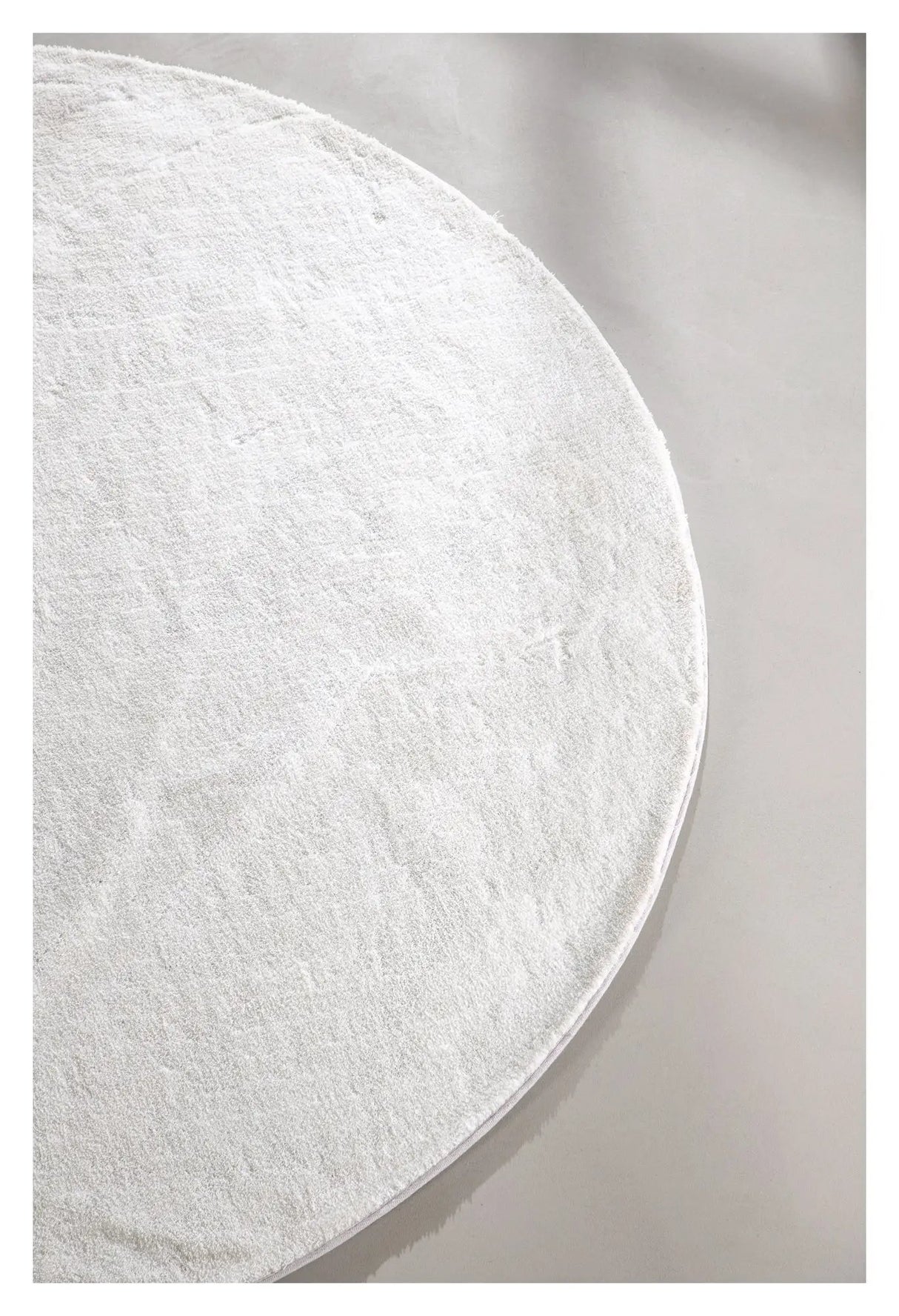 Undra Viscose Tæppe, Ø200 - Hvid - Unoliving.com