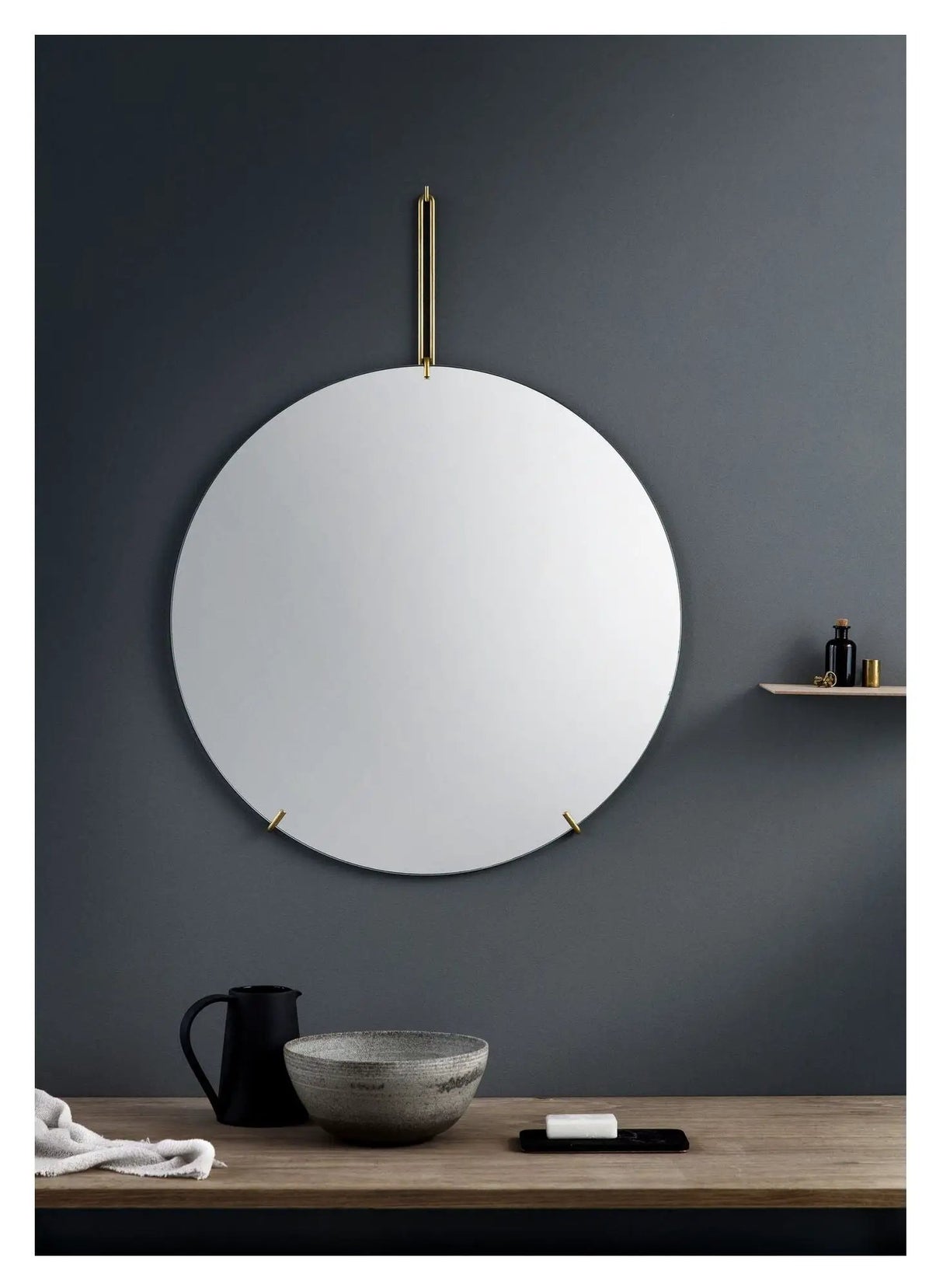 Vægspejl, Ø70, Messing - Unoliving.com