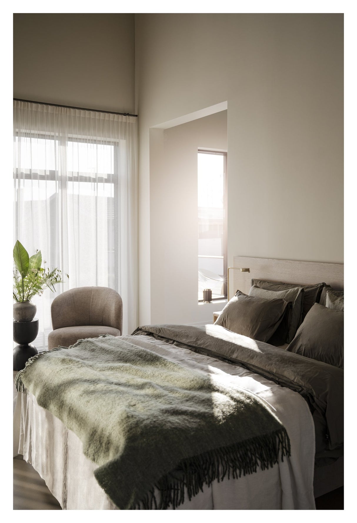 Whitmore, sengegavl 240 - lys eg - Unoliving.com