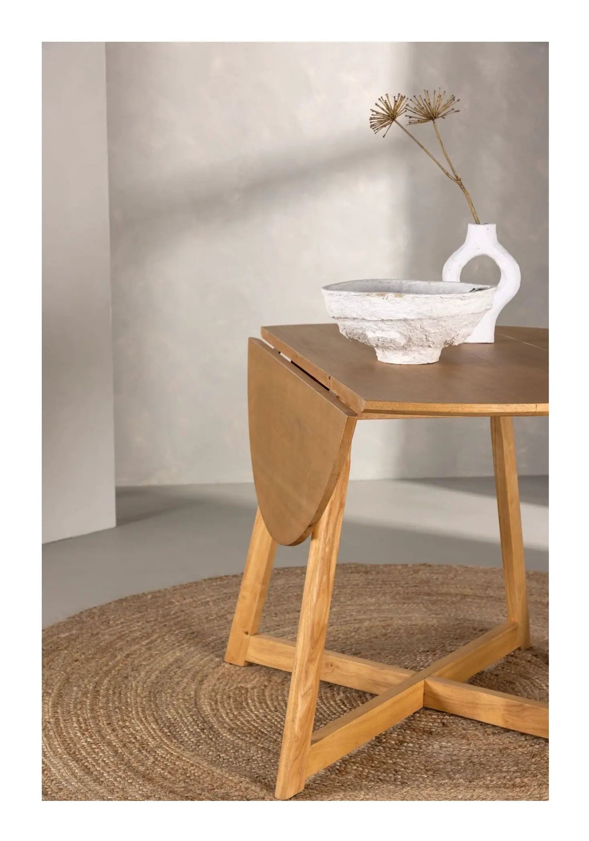 Yadikon Spisebord, Gummitræ, Brun, Ø120 - Unoliving.com