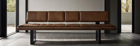 Indret hjemmet med en klassisk brun bænk - UNOLIVING