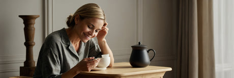 Nyt og flot sidebord i egetræ til hjemmet - UNOLIVING