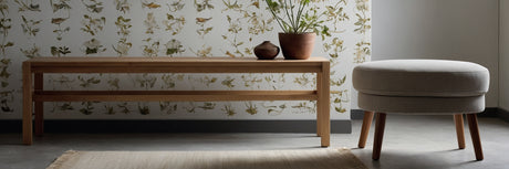 Pift rummet op med en minimalistisk taburet i hvid - UNOLIVING