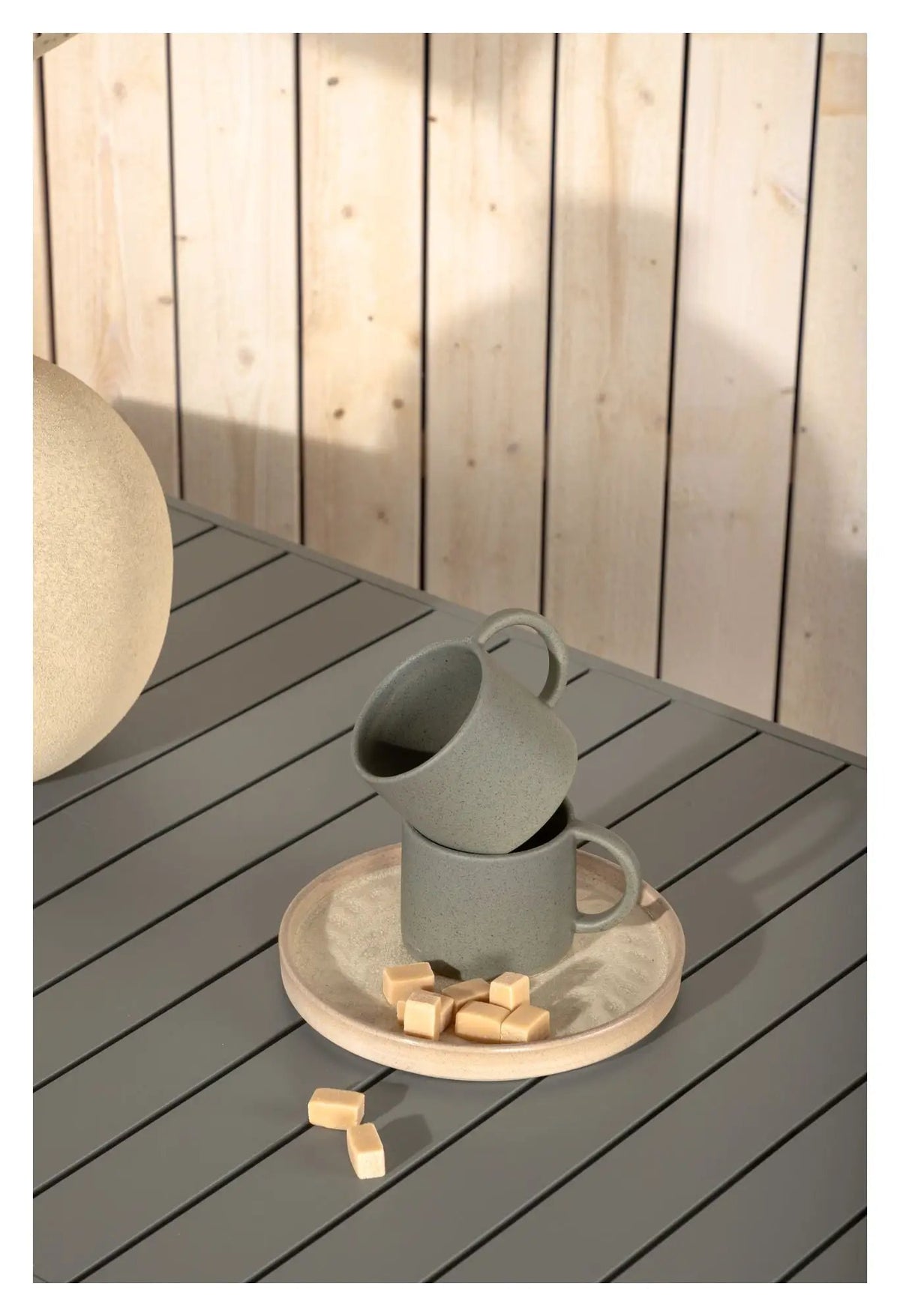 Copacabana Loungebord - Khaki