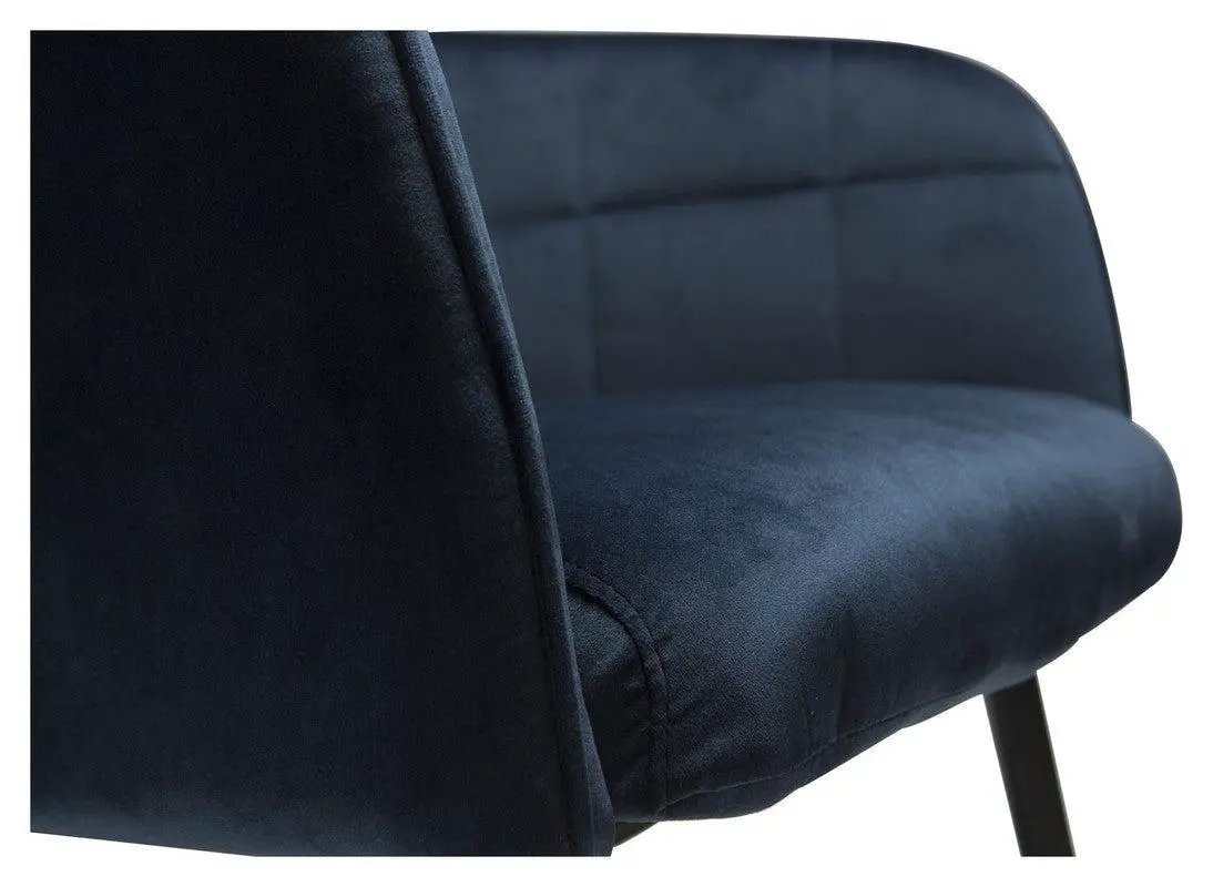 Embrace Loungestol, blå velourm. sort ben
