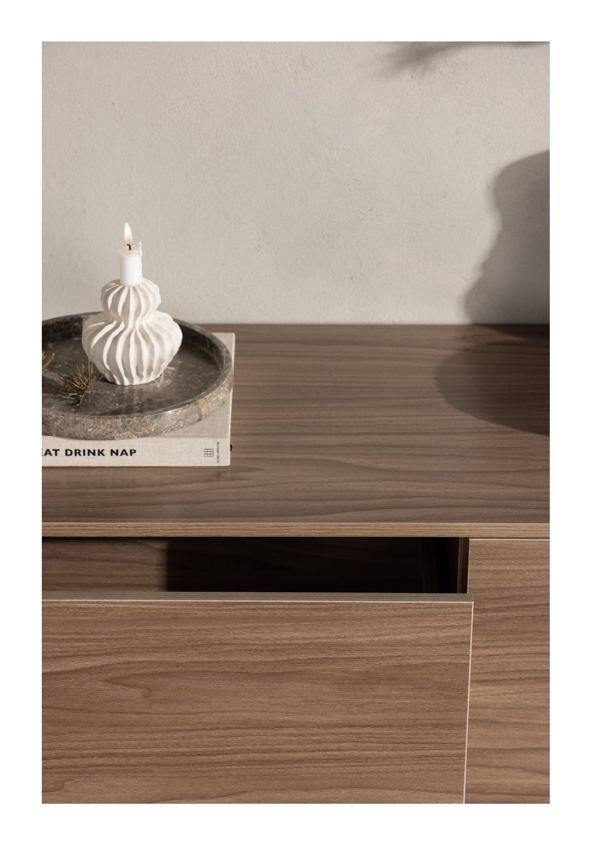 Frihamn Kommode, Poppel, Valnød