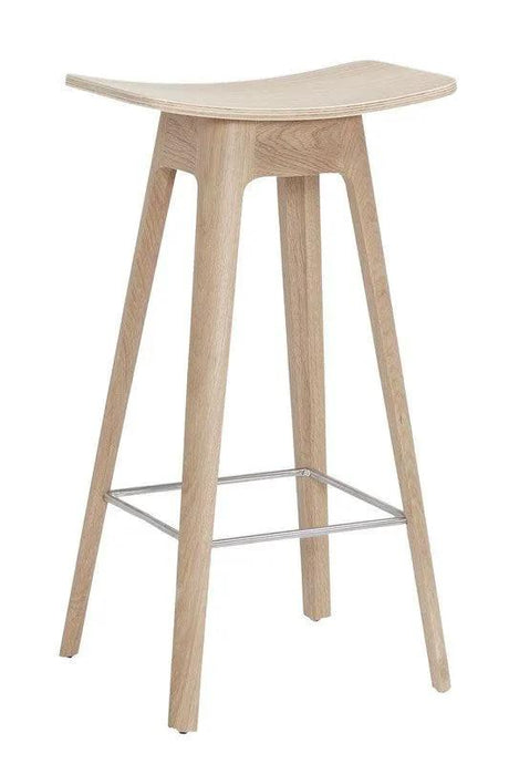 HC1 barstol, Hvidpigment eg, finersæde, SH: 67cm