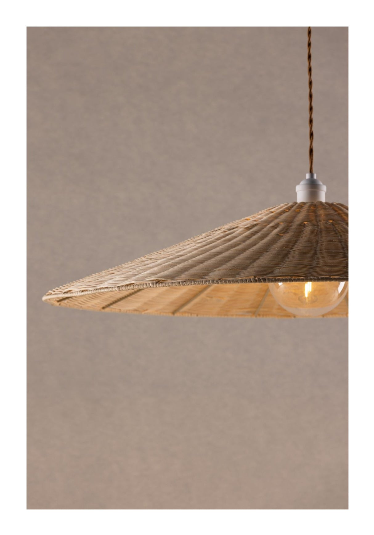 Herrestad Pendel, Rattan, Natur - Unoliving.com