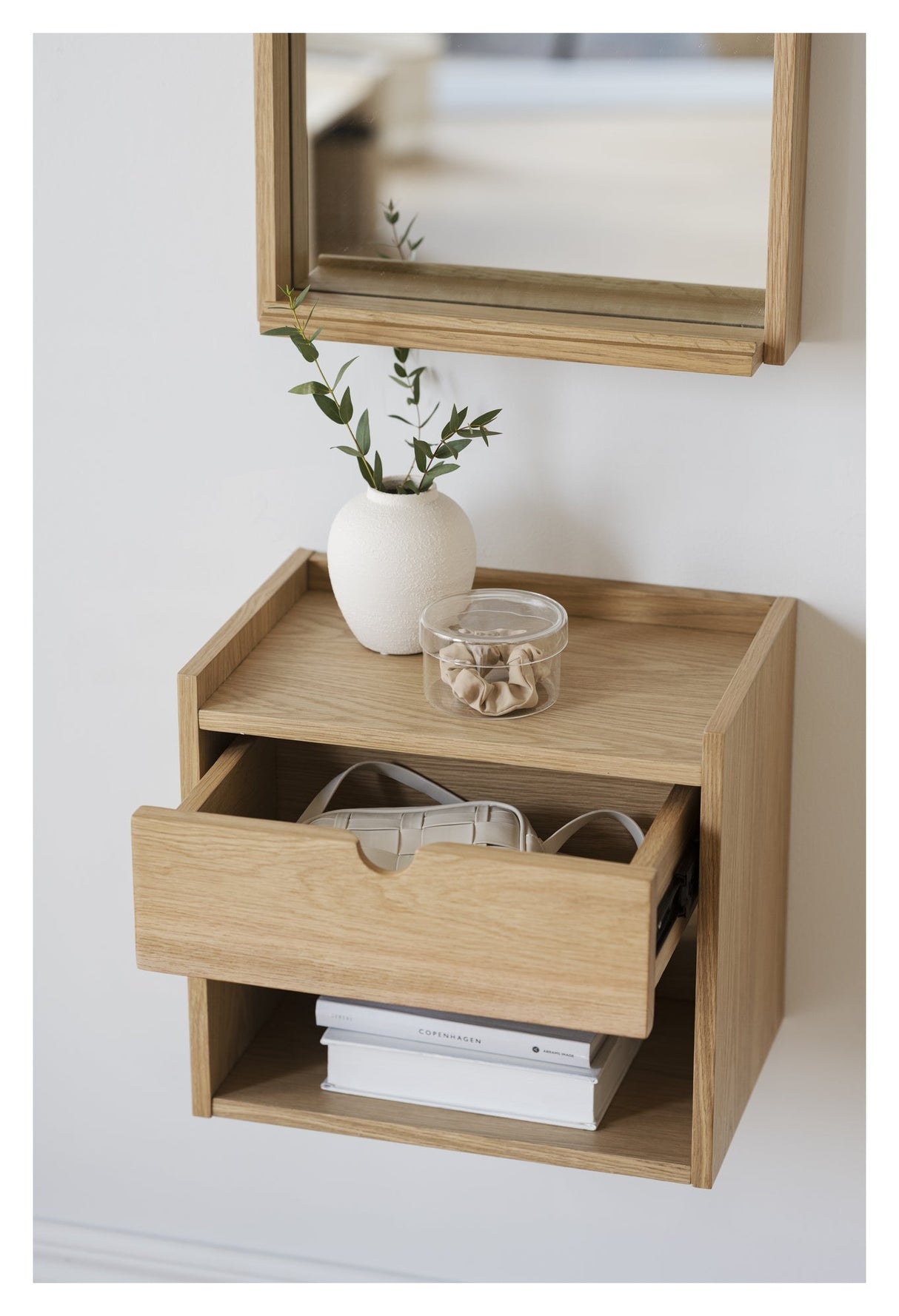 Hillmond, sengebord - eg - Unoliving.com