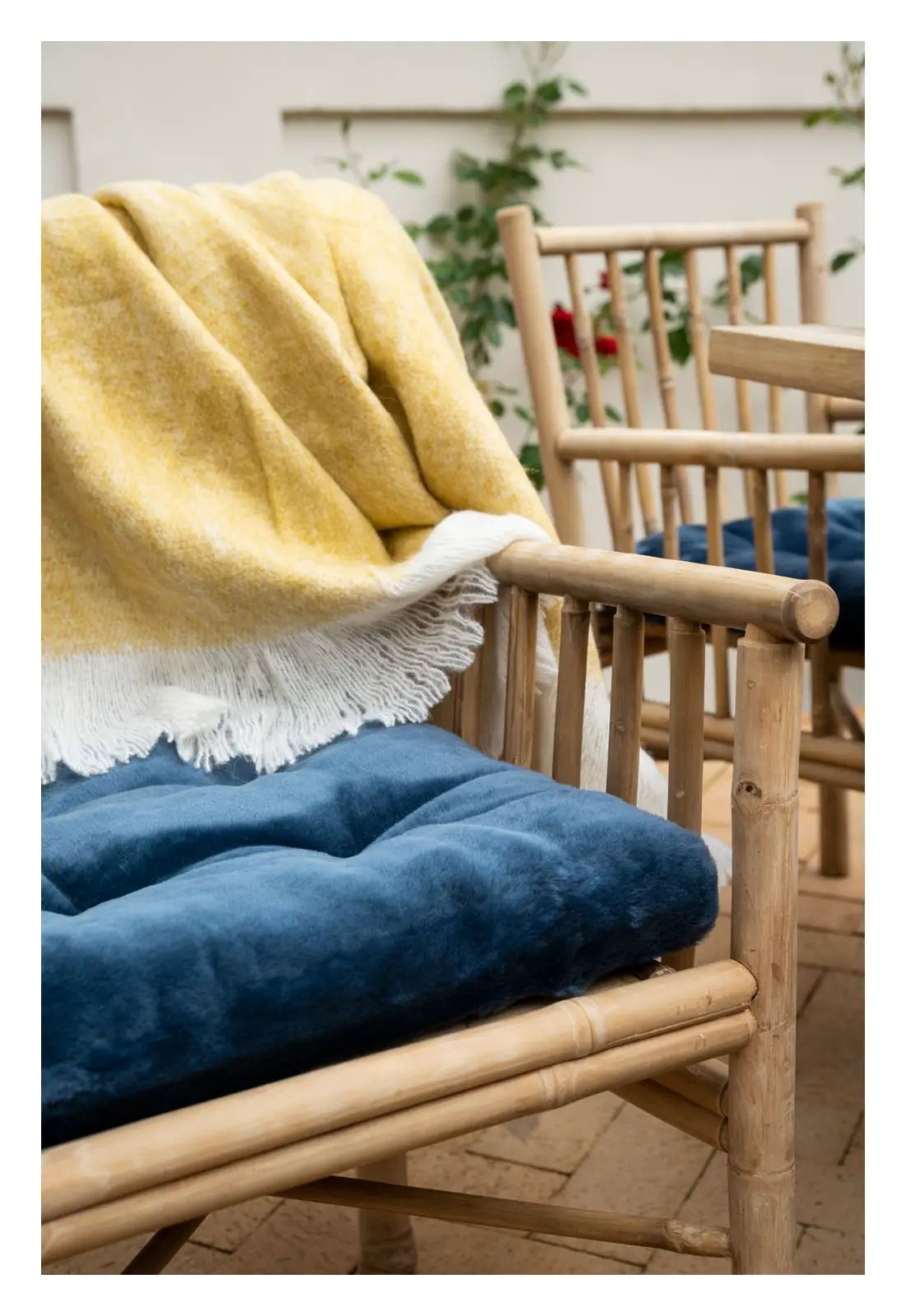 Hynde af Premium NZ lammeskind - Navy Blue, 45x45