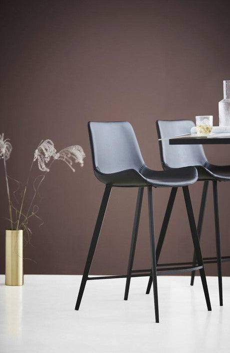 Hype Barstol, vintage sort kunstlæder, sorte ben - Unoliving.com