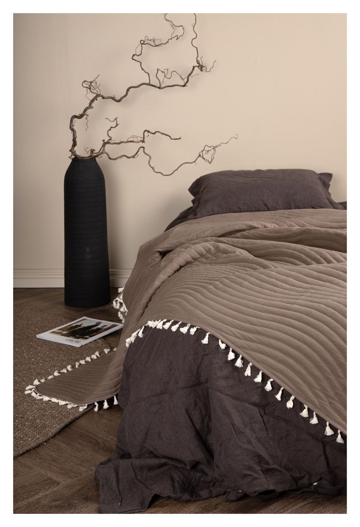 Lias Sengetæppe 260x260 - Brun - Unoliving.com
