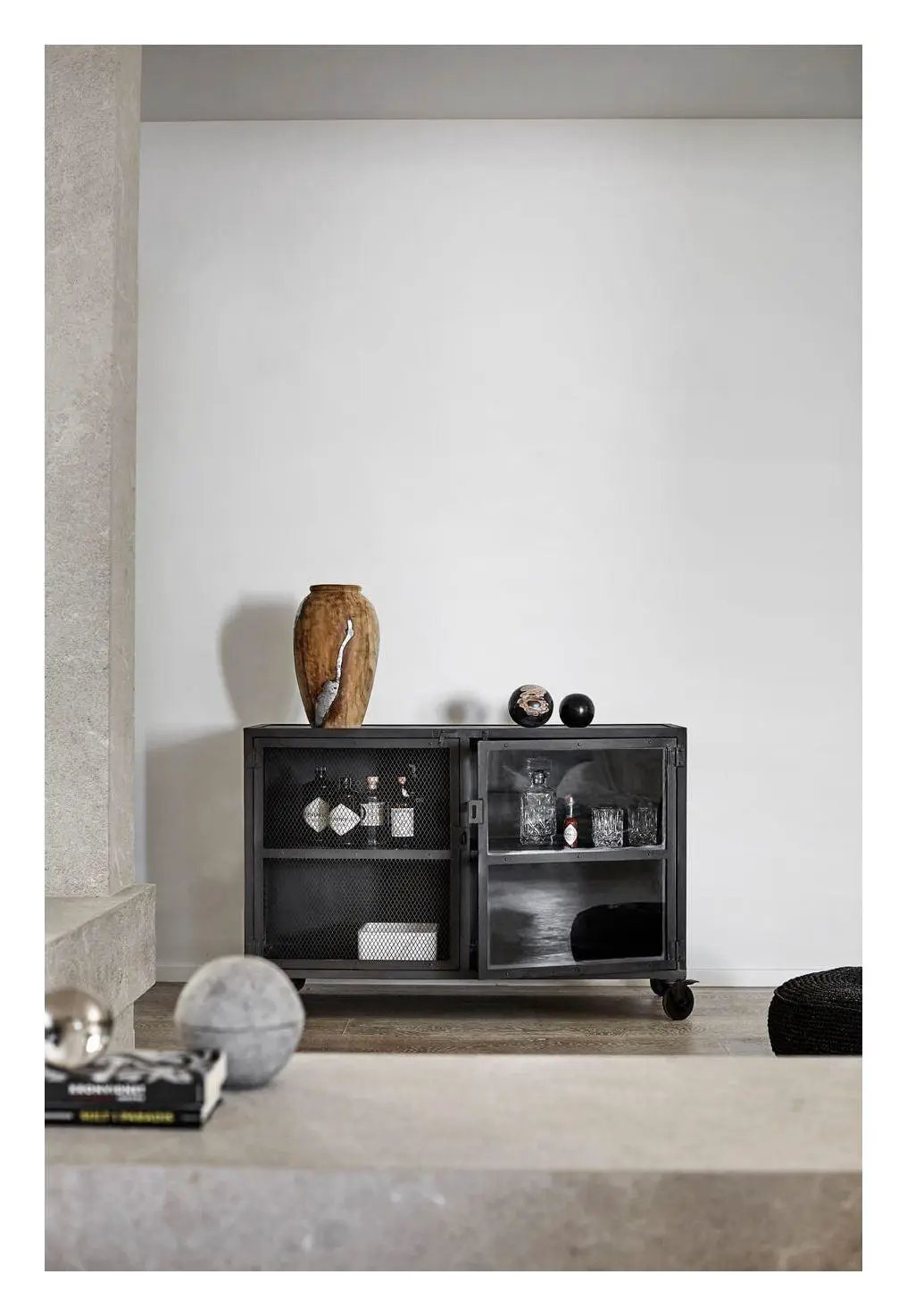 Muubs Onua Vase - Teakrod/Aluminium