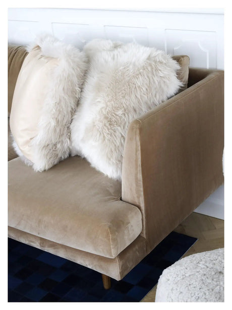 Pude af Premium NZ langhåret lammeskind - Linen, 50x50