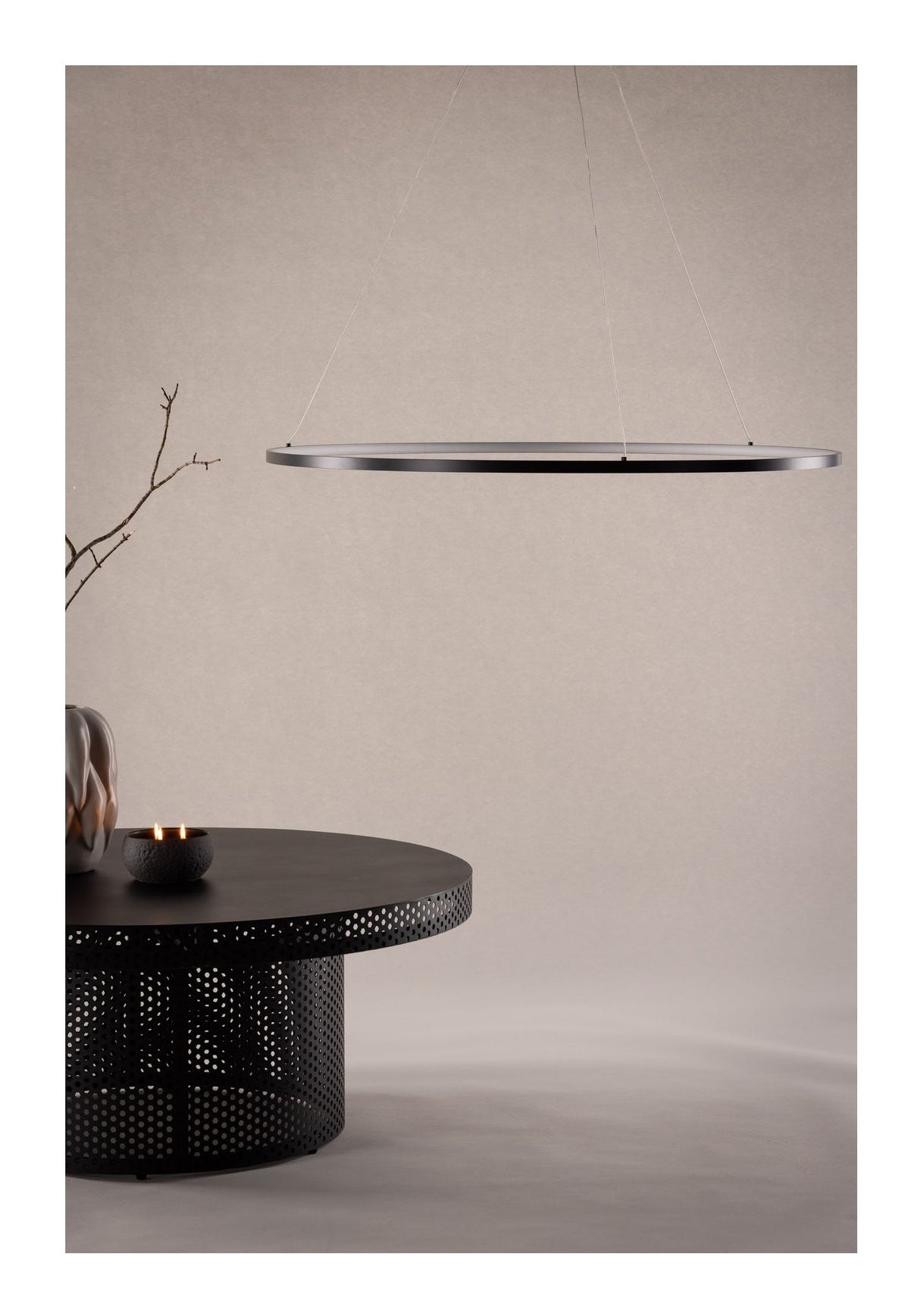 Rödäng x Josefin Lustig Pendel, Aluminum, Sort - Unoliving.com