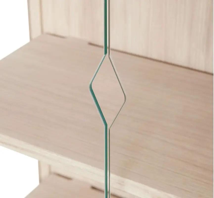 S20 Vitrine, Eg hvidpigmenteret mat lak