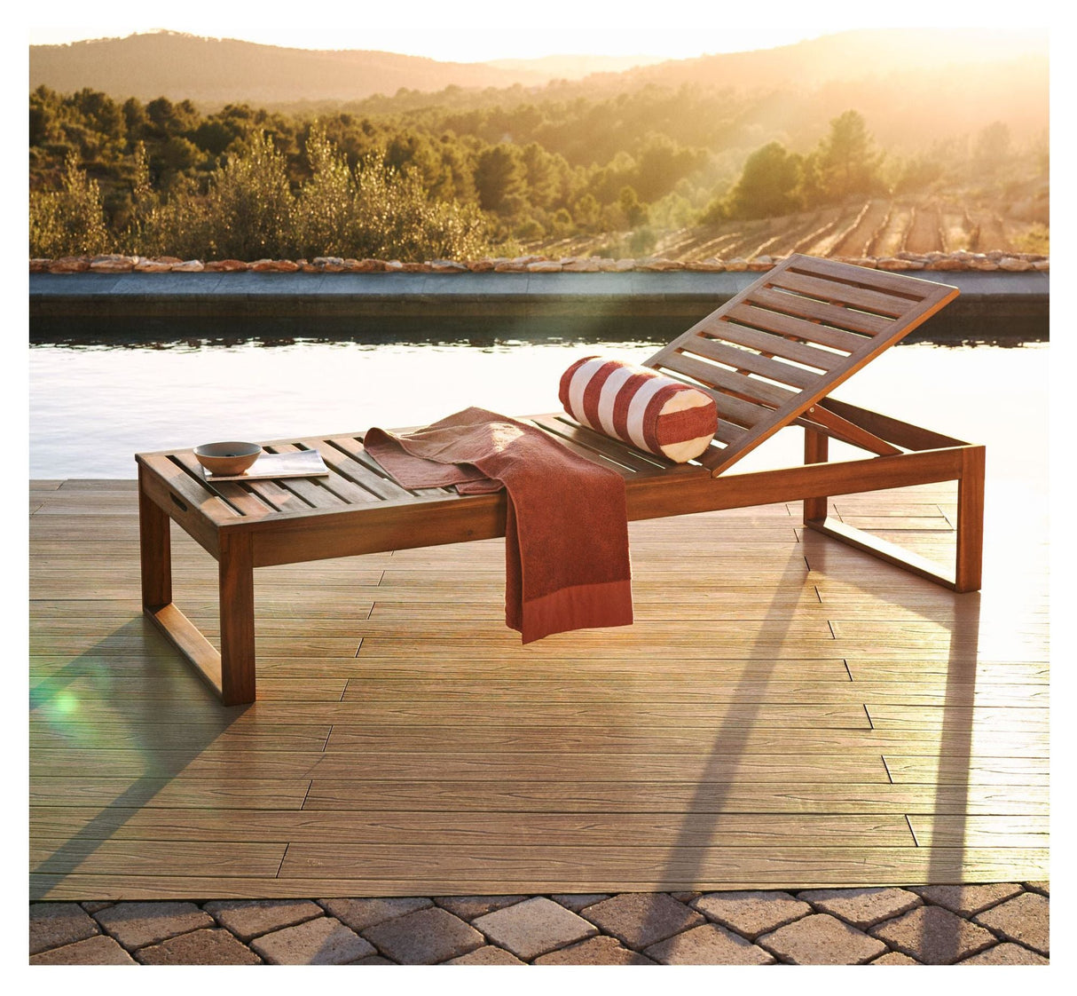 Sulamita Liggestol, Natur akacia - Unoliving.com