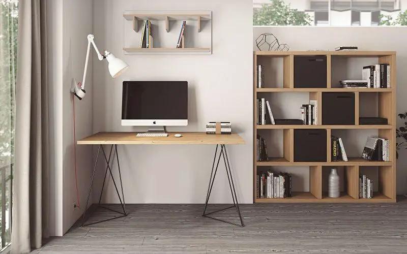 Temahome Flow Skrivebord - Lys træ m/sort stel